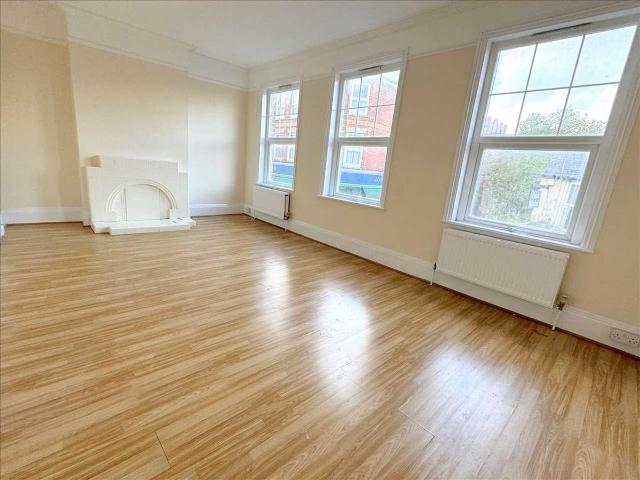Apartment for rent in St James, Sandown Park