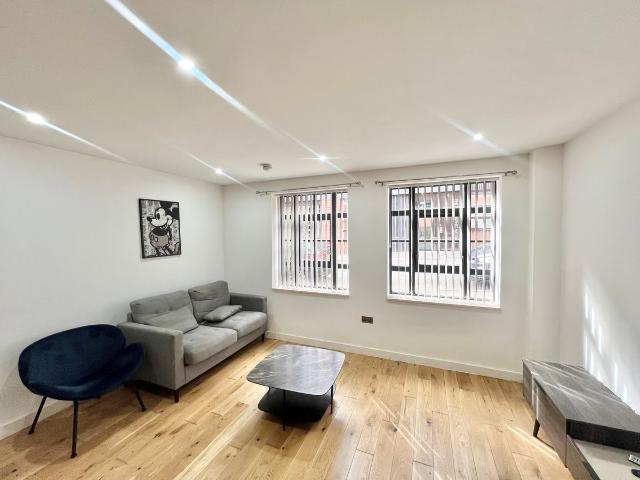 Apartment for rent in Park Central, Birmingham
