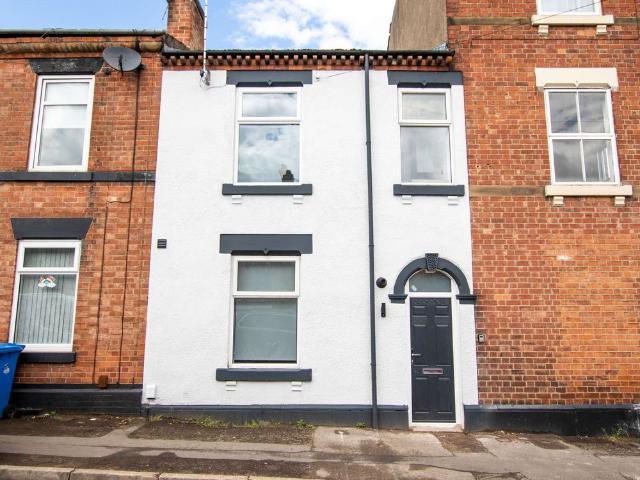 Room for rent in Littleover, East Midlands