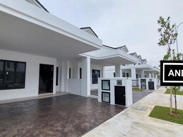 Terraced House for rent in Wellesley, Penang