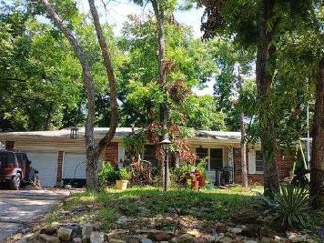 House for sale in Arlington