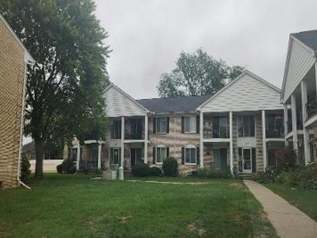 Condo for sale in Sterling Heights, Michigan