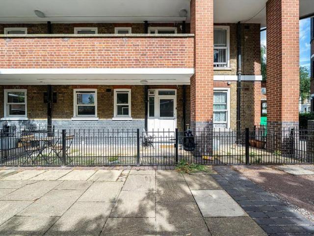 House for rent in Tufnell Park, Greater London