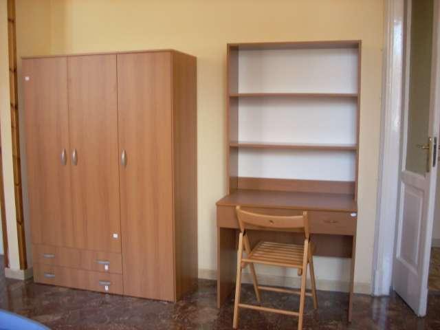 Stanza in affitto a Municipalità 10, Campania
