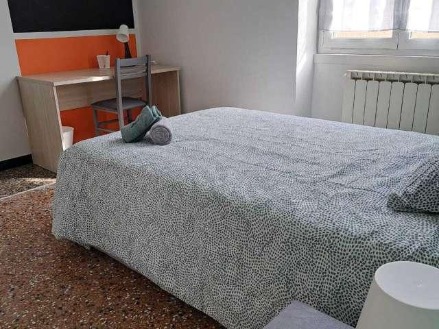 Stanza in affitto a Centro Est, Serra Riccò