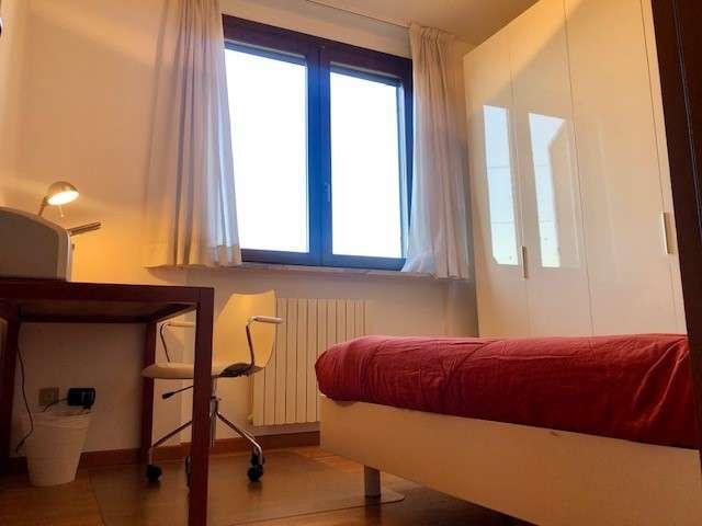 Stanza in affitto a Pregnana Milanese, Lombardia