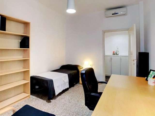 Stanza in affitto a Municipio 5, Milano