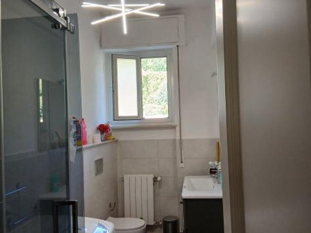 Stanza in affitto a Serra Riccò, Liguria