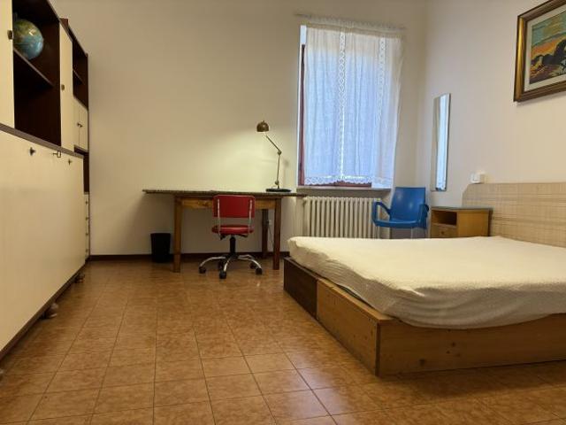 Stanza in affitto a Marche, Macerata
