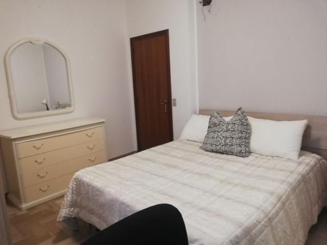 Stanza in affitto a Villa Vitali, Marche