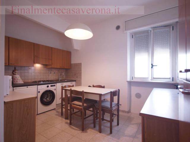 Villa Indipendente in affitto a Est, Brenzone