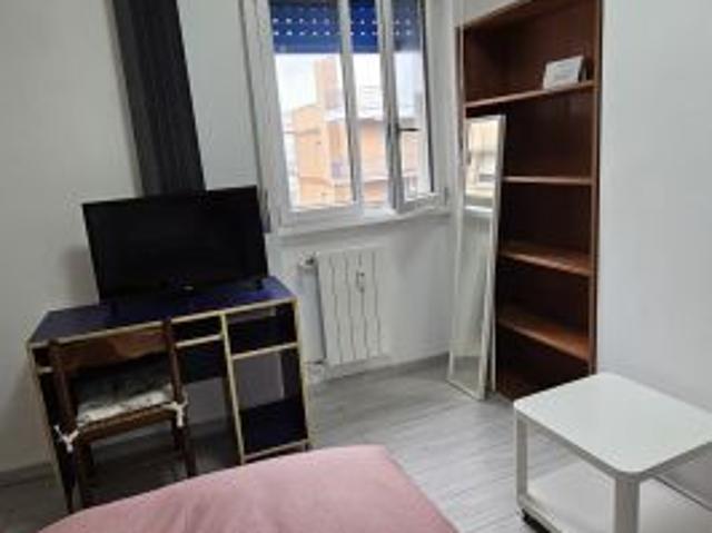 Stanza in affitto a Cologno Monzese, Lombardia