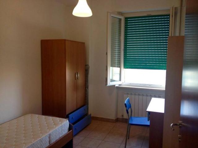 Stanza in affitto a Vergini, Marche