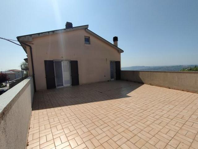 Appartamento in affitto a Marche, Ancona