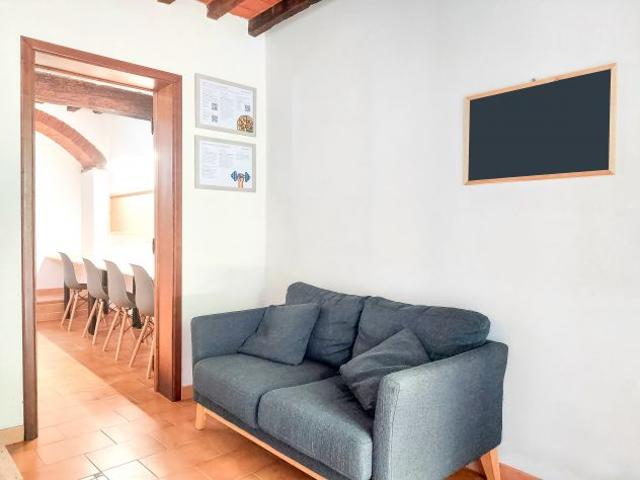 Stanza in affitto a Palazzo Del Pero, Toscana