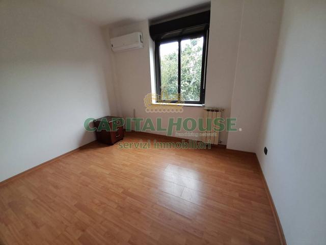 Villa Indipendente in affitto a Caserta, Campania