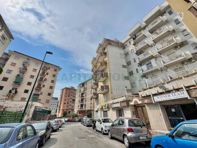 Villa Indipendente in affitto a Municipalità 10, Campania