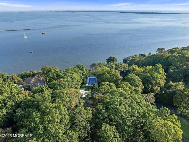 House for sale in Atlantic Highlands, New Jersey