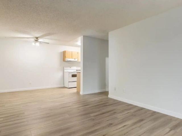 Apartment for rent in Wedgewood, Alberta