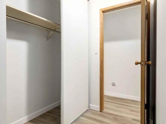 Apartment for rent in Wedgewood, Alberta