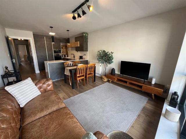 Apartment to rent in Bluebell, North Tipperary