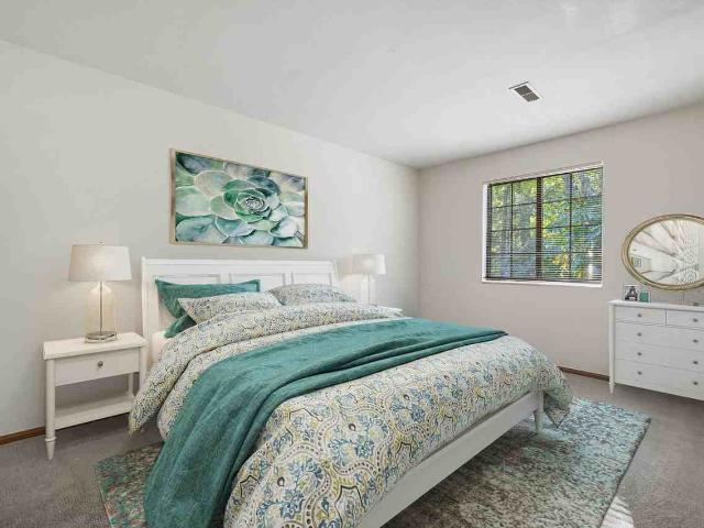 Apartment for rent in Colgate, Wisconsin