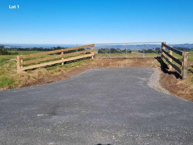 Property for sale in Otakou