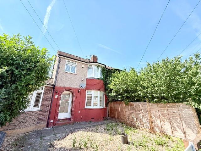 House for rent in London Borough of Lewisham, Bell Green