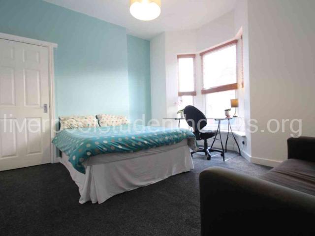 House for rent in Kensington, Calderstones