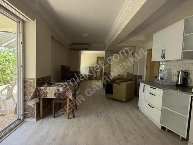 Camikebir Mahallesi, Seferihisar içerisinde kiralık mülk