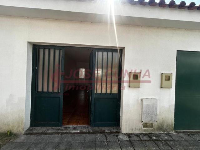Garagem venda em Caminha (Matriz) e Vilarelho, Arga De Baixo