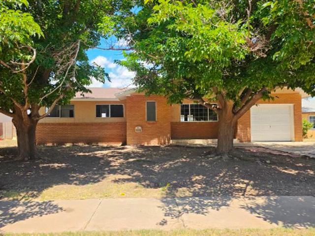 House for sale in Roswell, New Mexico