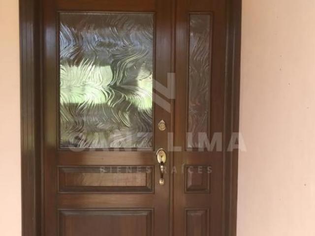 Camino a San Elías: Casa campestre con excelentes acabados