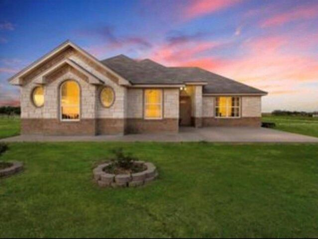 House for sale in Woodway, Texas