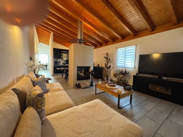 Attikawohnung kaufen in S. Antonino, Tessin