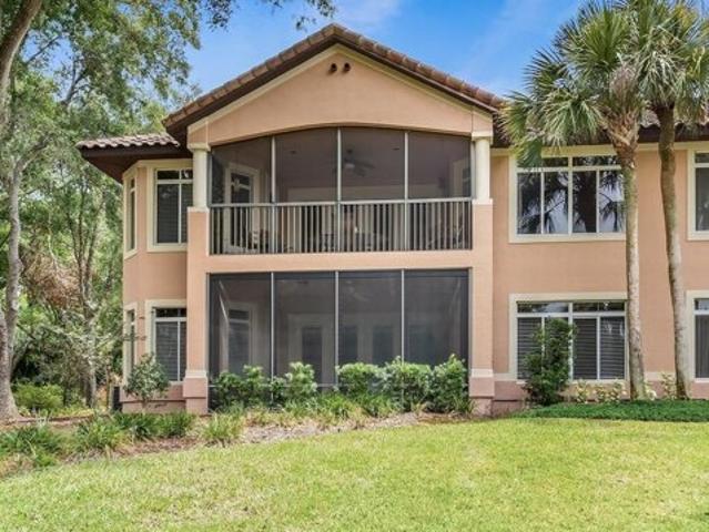 Condo for sale in Howey In The Hills