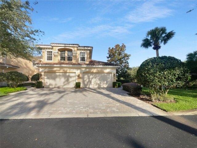 House for sale in Howey In The Hills