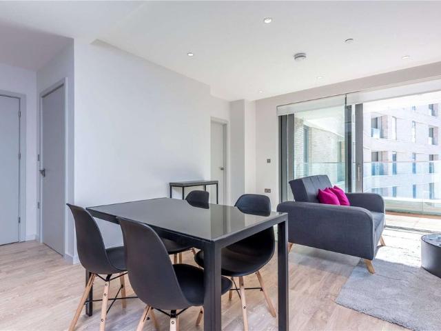 Apartment for rent in King's Cross, Cat Hill