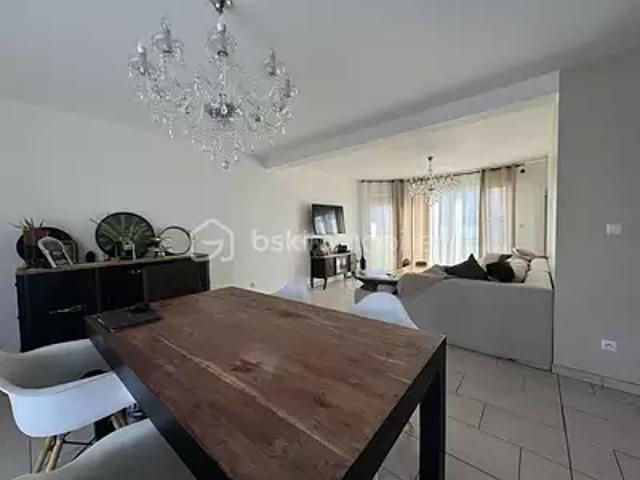 Maison vente à Amiens, Camon