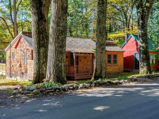 House for sale in Williamsville Station, Dummerston