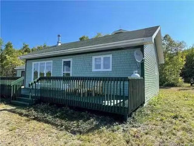 House for sale in Oak Point, New Brunswick