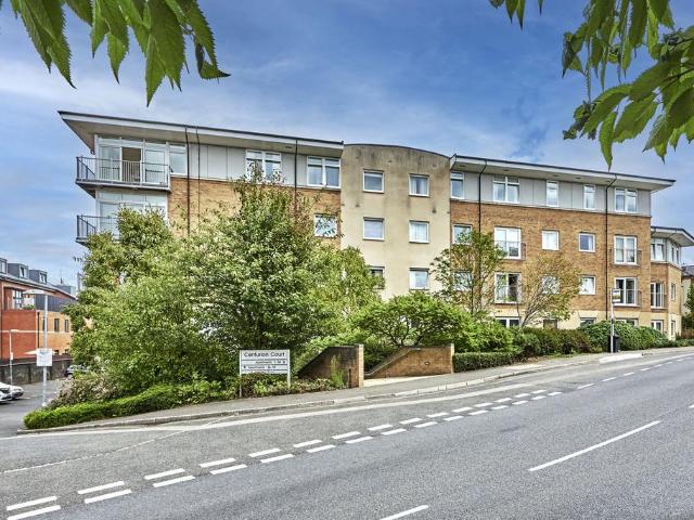 Apartment for rent in St Albans, Five Acres