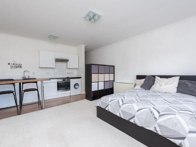 Apartment for rent in North Camp, Rushmoor