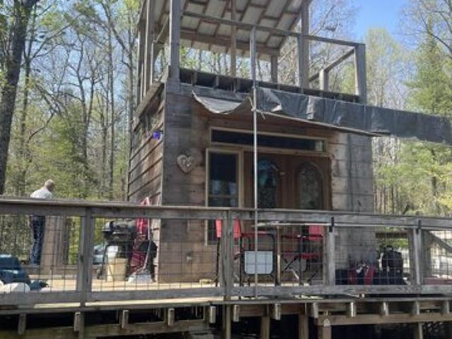 House for sale in Tuxedo House for sale in Tuxedo