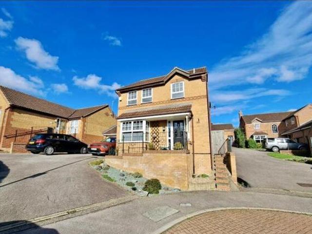 House for sale in Northampton, Northamptonshire