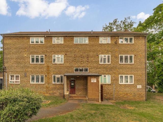 Apartment for rent in Shooters Hill, Greater London
