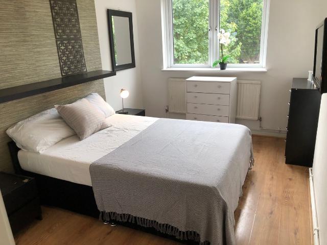 Apartment for rent in Bromley-by-Bow, Poplar Grove