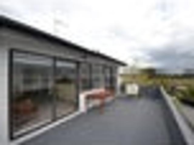 House for rent in Castor Bay