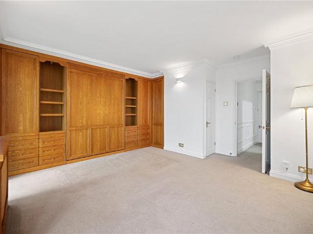 Apartment for rent in Royal Borough of Kensington and Chelsea, Greater London