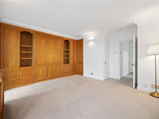 Apartment for rent in Royal Borough of Kensington and Chelsea, Greater London